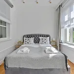 Lion Apartments -Tokio Premium Apartment At The Sopot Center